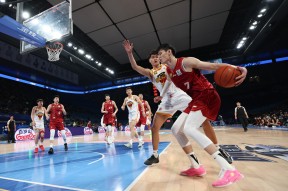 金年会体育-中国篮球职业联赛的比拼再次激起球迷的热情