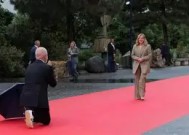 金年会体育-阿尔巴尼亚主场取胜，黑山臂助球迷淋漓(阿尔巴尼亚黑手党短视频)