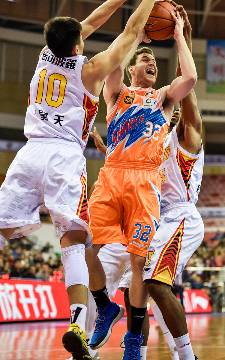 关于辽宁队实力碾压浙江,一路领先晋级半决赛的信息 关于辽宁队实力碾压浙江,一路领先晋级半决赛的信息